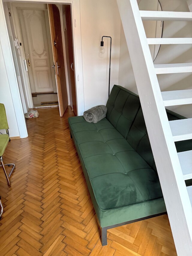 アパートメンツ シロカ 14