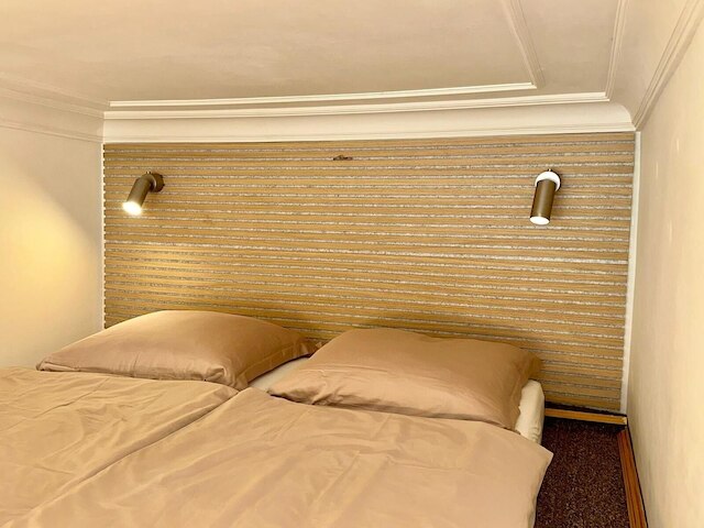 アパートメンツ シロカ 14