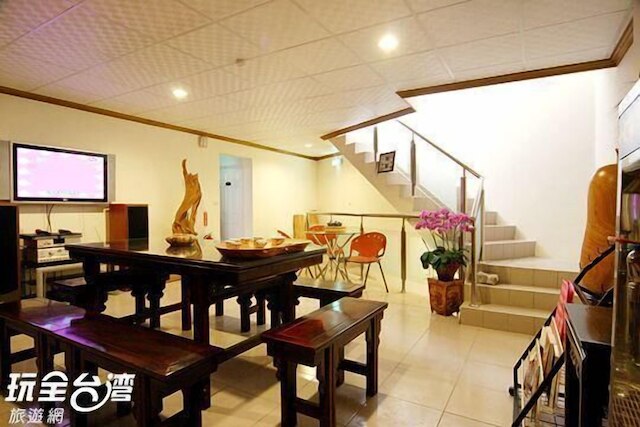 サン フラワー ハウス