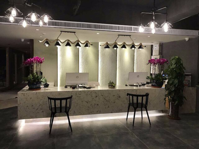 マンチェン ホテル