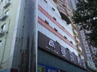 マンチェン ホテル