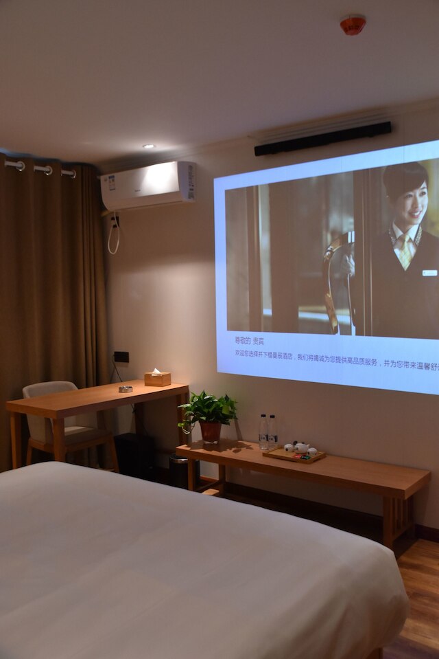 マンチェン ホテル