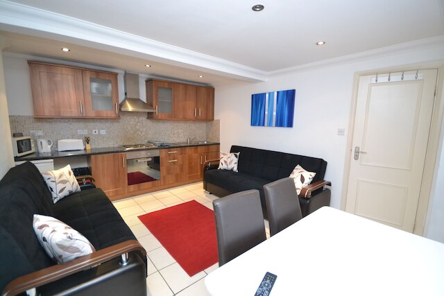 ノーフォーク プレイス アパートメンツ