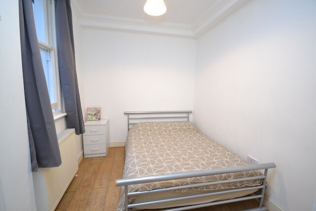 ノーフォーク プレイス アパートメンツ