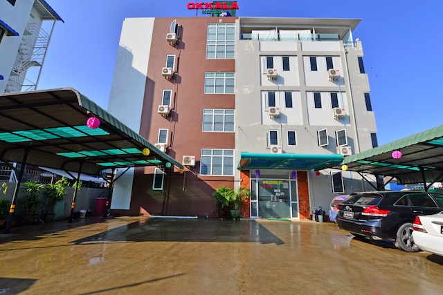 オッカラ ホテル