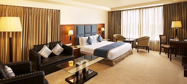 ザ ロイヤル セネート ヘッバル