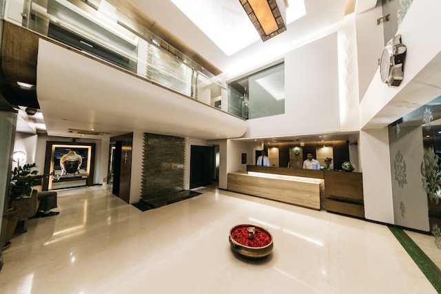 ザ ロイヤル セネート ヘッバル