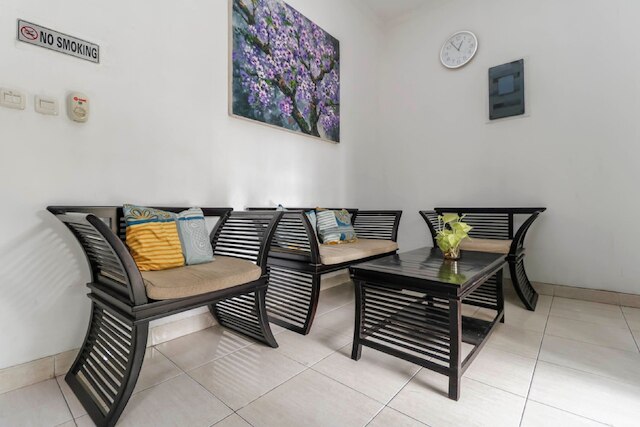 レッドドアーズ プラス ニア トリサクティ ユニバーシティ