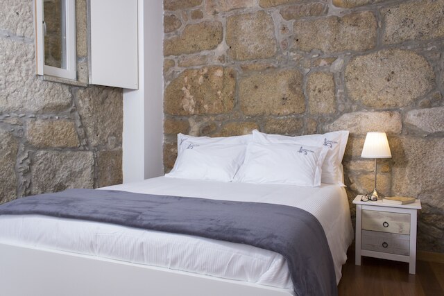 オーセンティック ポルト アパートメンツ