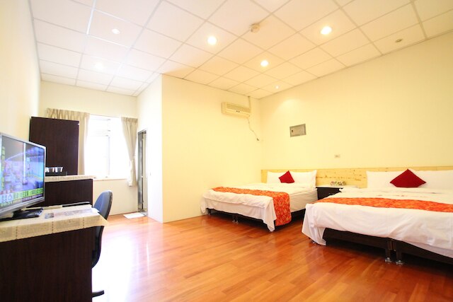 タンシャン リゾート ホテル サン ムーン レイク (潭香時尚精緻渡假旅店)