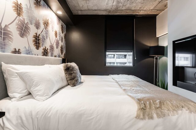 ピアス ブティック アパートメンツ