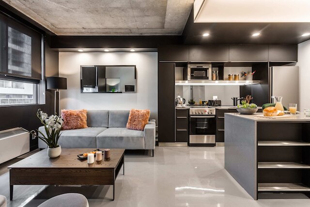 ピアス ブティック アパートメンツ