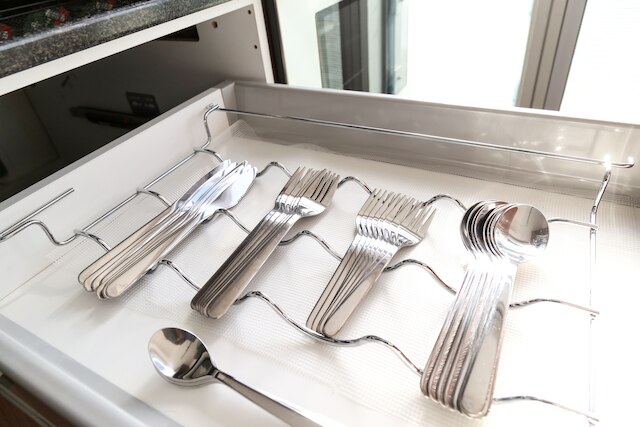 プラチナム スイーツ - ラグジュアリー ペントハウス