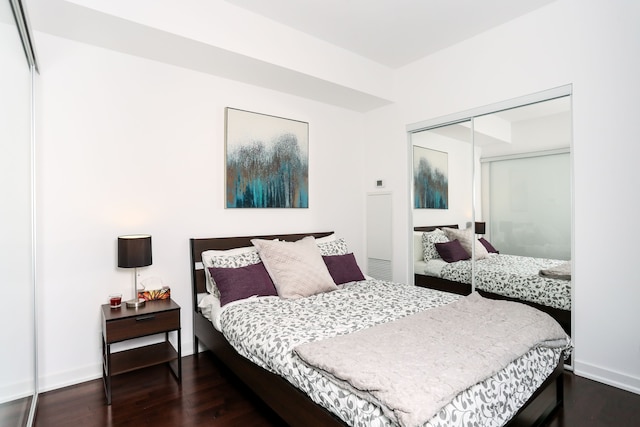 プラチナム スイーツ - ブレステイキング CN タワー ビュー