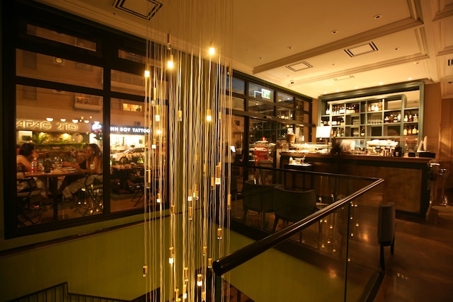 ジェイコブ サミュエル バイ プリマ ホテル