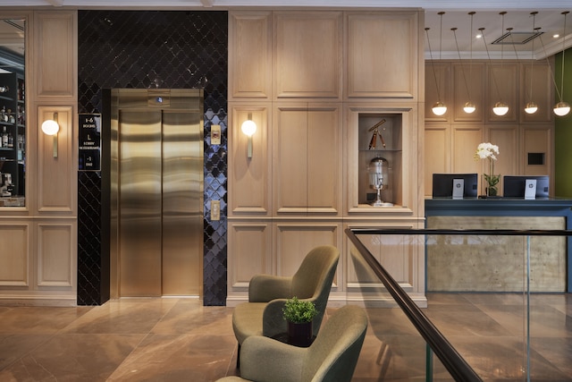 ジェイコブ サミュエル バイ プリマ ホテル