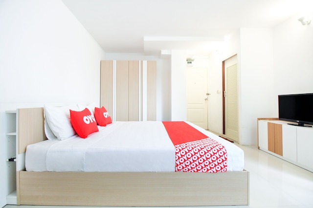 キャピタルO 411 グランドビューコンド15