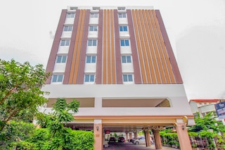 キャピタルO 411 グランドビューコンド15