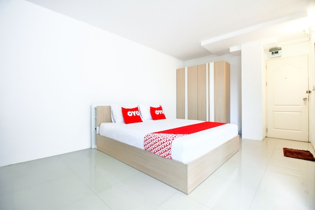 キャピタルO 411 グランドビューコンド15