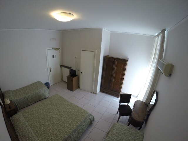 ホテル ボルボーネ ディ ナポリ