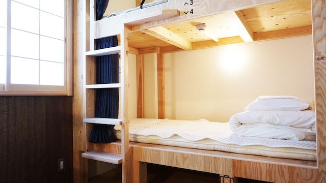 ポリーホステル2なんば