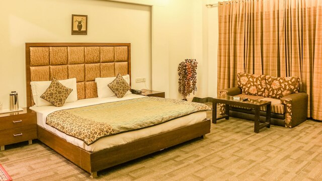 ハリズ コート ラジパット ナガー