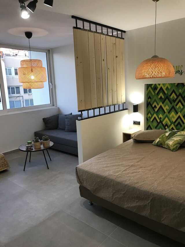 ザ アテニアンズ モダン アパートメンツ