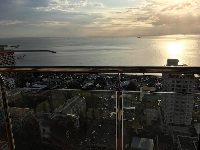 マニラ リー - マレート ベイビュー マンション