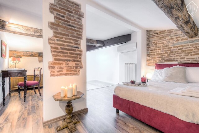 シニョーリア エレガント バイ Mmega