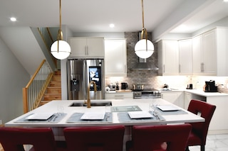 オーロラ デラックス バケーション ゲスト ハウス