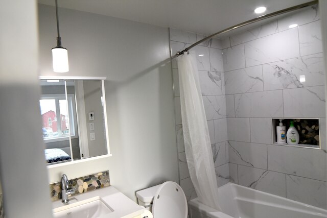 オーロラ デラックス バケーション ゲスト ハウス