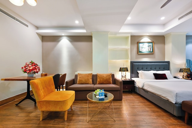 サムロイヤルアパートメント