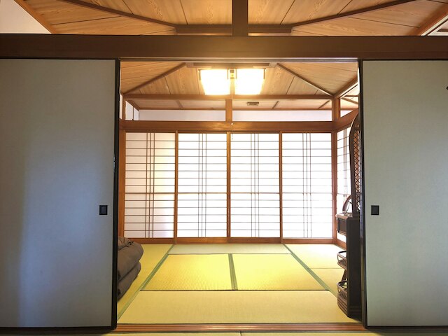 private hotel WALKERS NAKIJIN