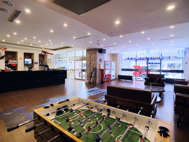 スカイワン ホテル (天艺商旅)