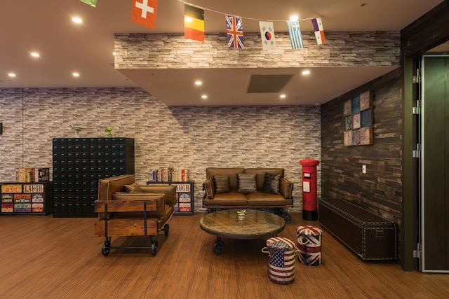 スカイワン ホテル (天艺商旅)