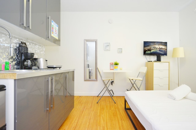 335 オーシャン ウォーク アパートメンツ