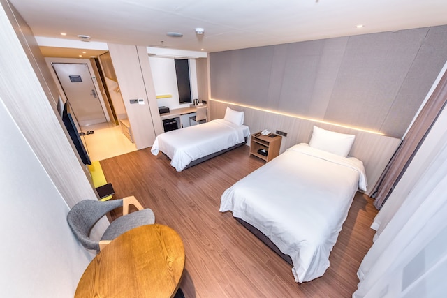 ザ ファースト 70 ホテル