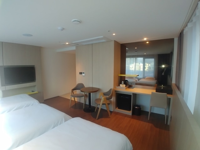 ザ ファースト 70 ホテル