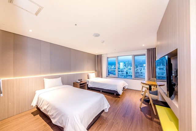 ザ ファースト 70 ホテル