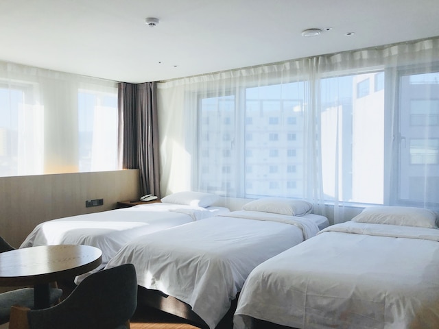 ザ ファースト 70 ホテル