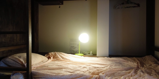 R Guest House - Hostel