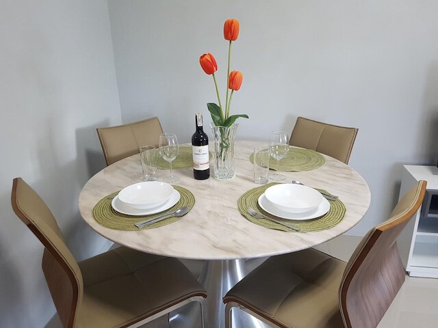 オールアットジャズ - マカティサービスアパートメント