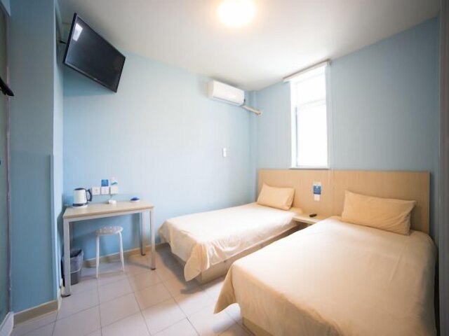 ビーステイ 瀋陽 フォービドゥン シティ フアンヤン ゲート サブウェイ ステーション (百時快捷酒店 懷遠門店)