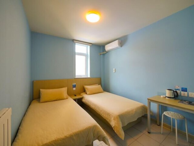 ビーステイ 瀋陽 フォービドゥン シティ フアンヤン ゲート サブウェイ ステーション (百時快捷酒店 懷遠門店)