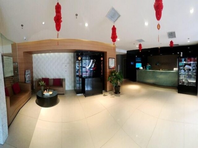 ジンジャン イン 瀋陽 ジョンシャン スクエア ザ ファースト ホスピタル オブ チャイナ メディカル ユニバーシティ