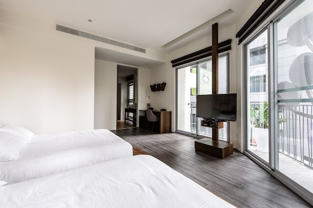 ツリー ハウス ホステルズ