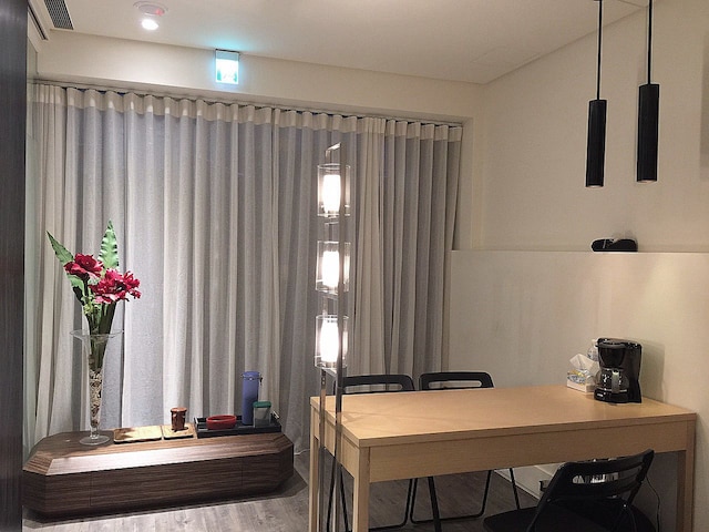 チェズ タイペイ No5 (台北 5 號商旅)