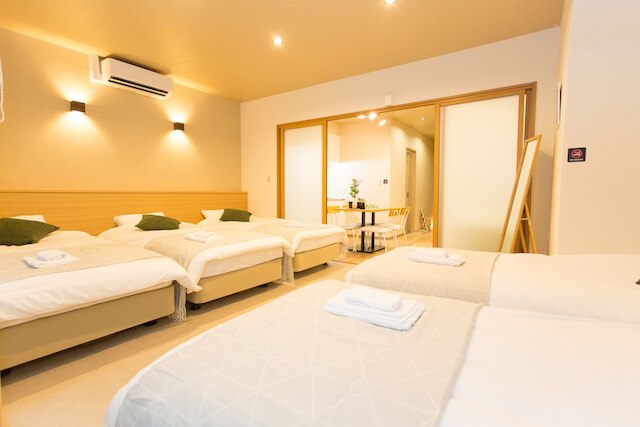 Group STAY CLASSE 01