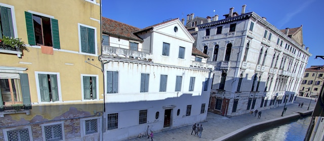 サニー・ゲットー・カナル