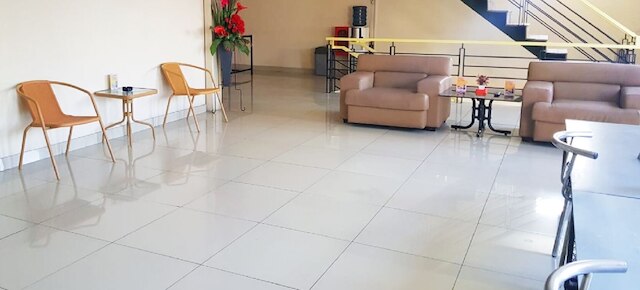 インテック ホステル